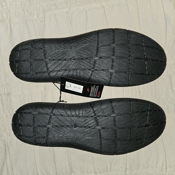 Speedo Water Shoes - Picture 2 of 3
